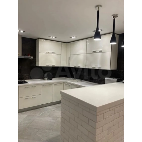 2-к. квартира, 74 м², 6/9 эт.